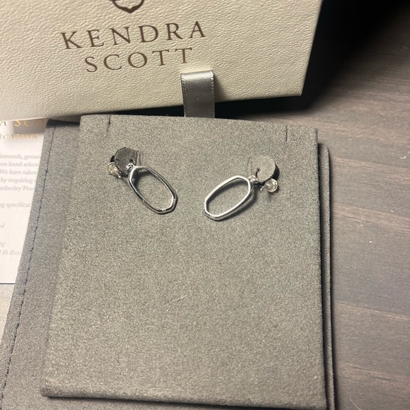 Kendra Scott 14k white gold open frame genuine diamond Lee earrings - Picture 3 of 5